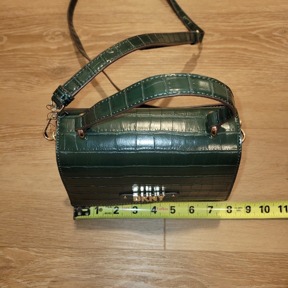 DKNY Alison Women’s Crossbody Satchel Bag R33NPA05 / Dark Green New - Picture 7 of 13